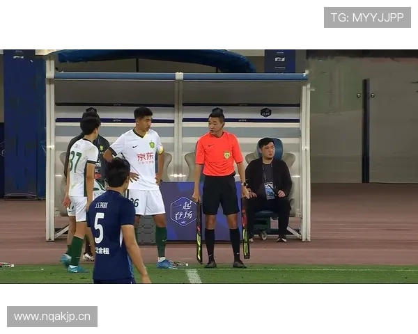 国安危机爆发！主帅战术体系引发球员不满，豪门地位岌岌可危？